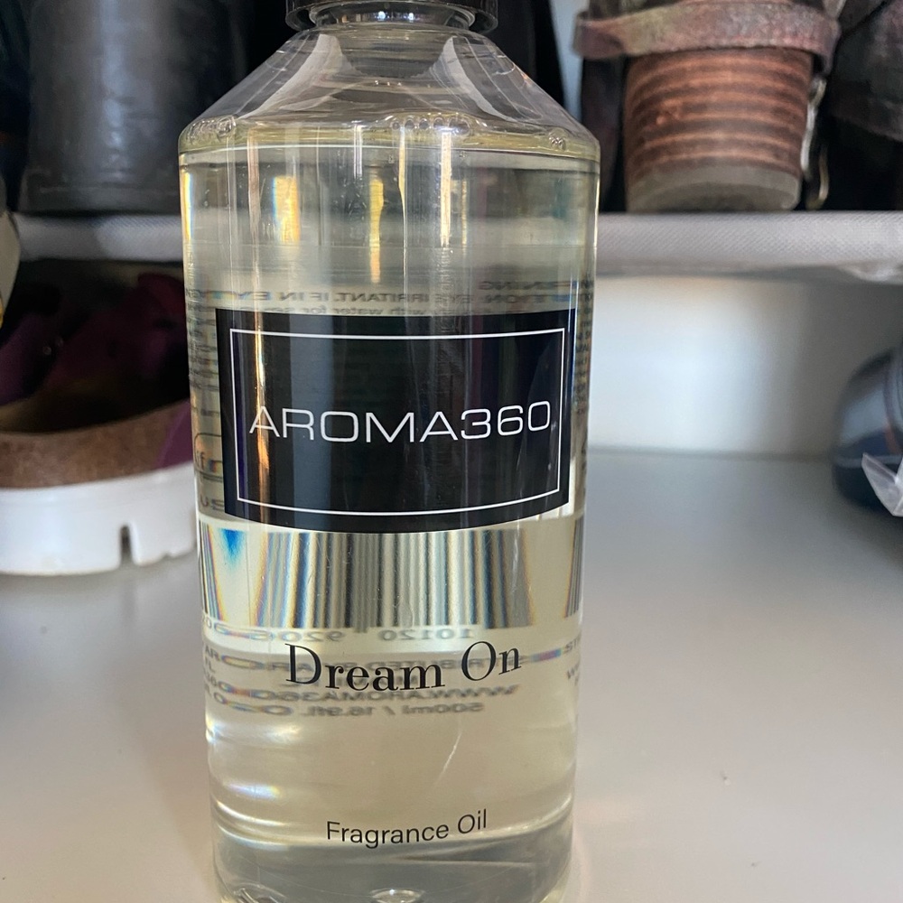 BRAND NEW, NEVER OPENED Aroma 360 fragrance oil in Dream On